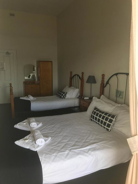Grosvenor Hotel - Accommodation Tasmania 9