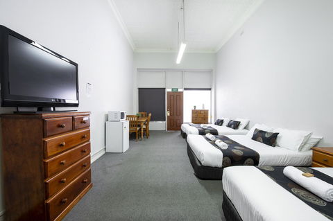 City Centre Motel Hotel - Accommodation Tasmania 7