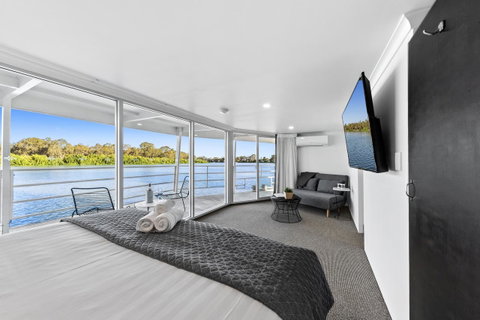 Murray River Queen - Accommodation Tasmania 10