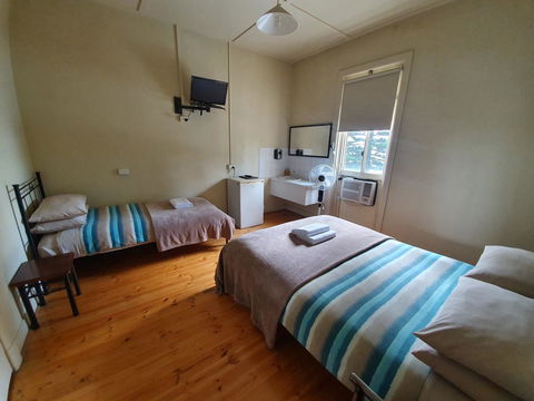 Pier Hotel Port Lincoln - Accommodation Tasmania 22