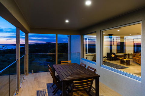Southern Ocean Lookout - Accommodation Tasmania 13