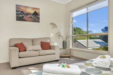 The Lighthouse - Port Willunga - C21 SouthCoast Holidays - Accommodation Tasmania 4