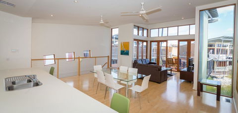South Shores Yellowfin Villa 96 - South Shores Normanville - Accommodation Tasmania 10