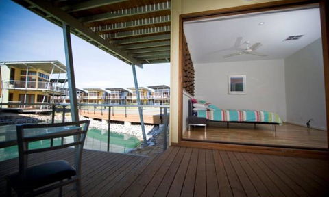 South Shores Yellowfin Villa 96 - South Shores Normanville - Accommodation Tasmania 5