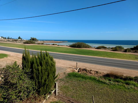 Seafront Shack - Accommodation Tasmania 0