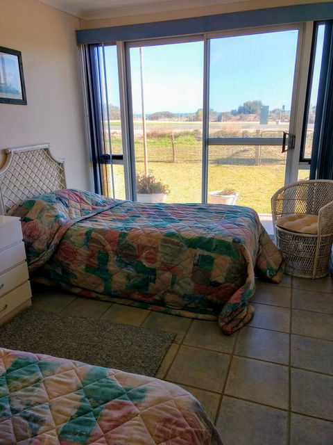 Seafront Shack - Accommodation Tasmania 8