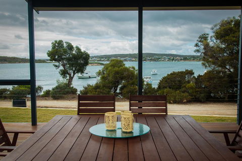 Waterfront On Osprey - Accommodation Tasmania 10