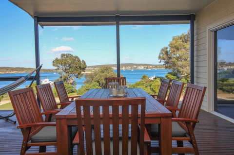 Waterfront On Osprey - Accommodation Tasmania 20