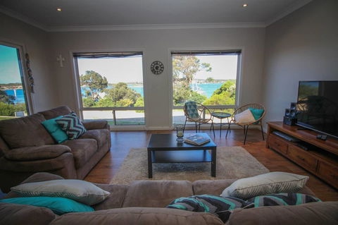 Waterfront On Osprey - Accommodation Tasmania 5