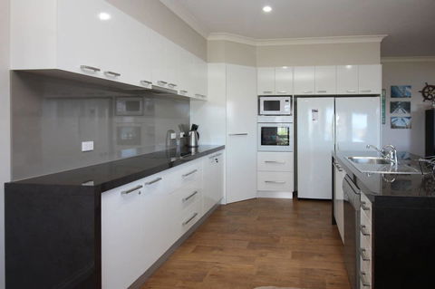 Waterfront On Osprey - Accommodation Tasmania 13