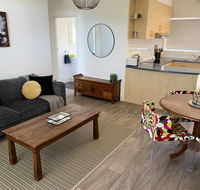 Sunshine Four - Accommodation Tasmania