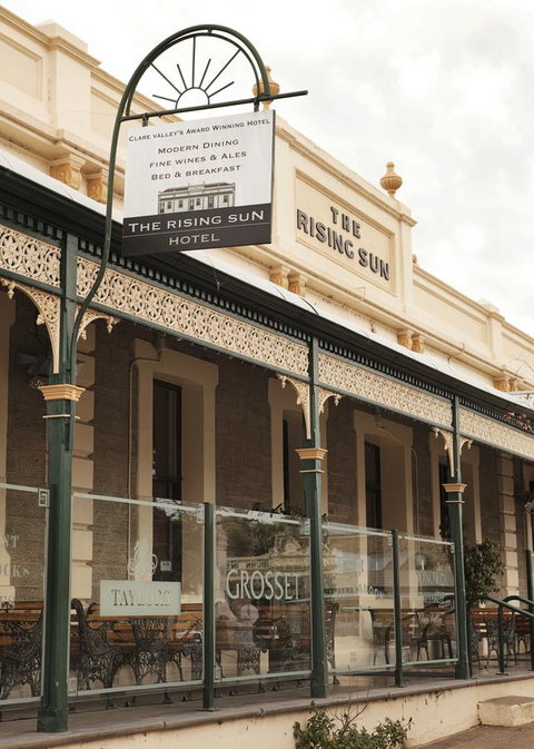 The Rising Sun Hotel - Accommodation Tasmania 12