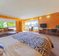 Country Roads Motor Inn Naracoorte - Accommodation Tasmania