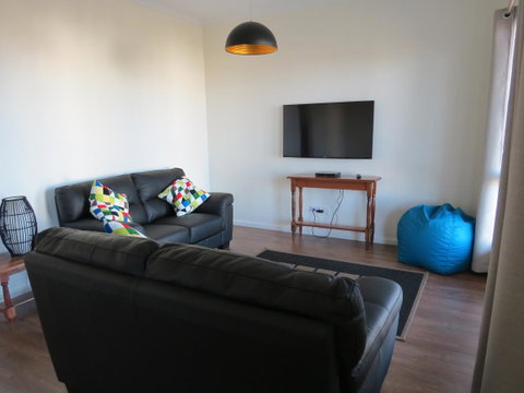 38 Wright Tce Encounter Bay - Accommodation Tasmania 18
