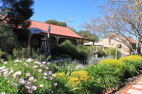Langmeil Cottages - Accommodation Tasmania 4