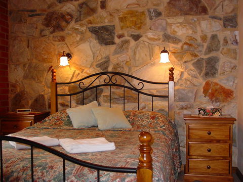 Langmeil Cottages - Accommodation Tasmania 11