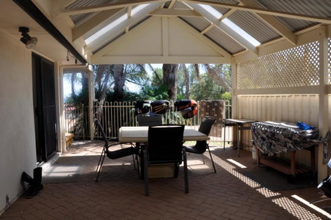 The Club House - Accommodation Tasmania 1