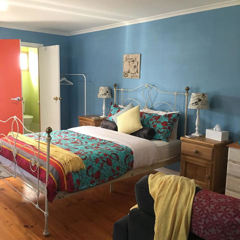 KI Dragonfly Guesthouse - Accommodation Tasmania 7
