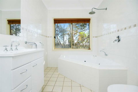 Cabernet Cottage - Accommodation Tasmania 6