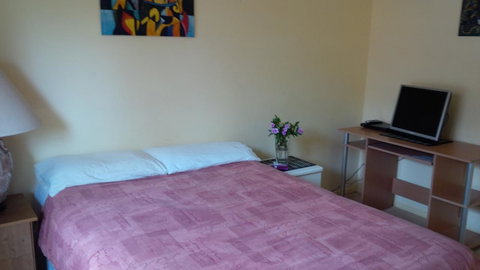 Byron Bay Guest - Accommodation Tasmania 3
