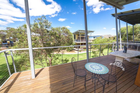 South Shores Villa 50 - Accommodation Tasmania 0