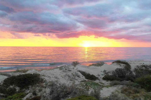 Luxurious 3 Bedroom Beachfront - Panoramic Views - Accommodation Tasmania 14