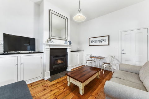 Railway Cottage In Beachport - Accommodation Tasmania 1