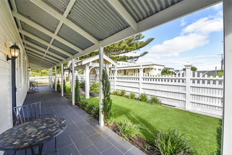 Railway Cottage In Beachport - Accommodation Tasmania 6