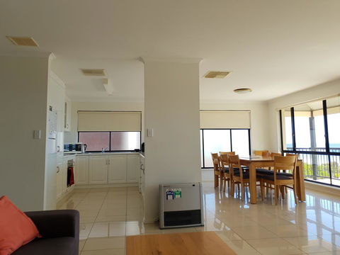 South Shores - Accommodation Tasmania 10
