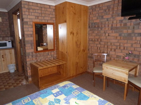 Wintersun Motel - Accommodation Tasmania 24