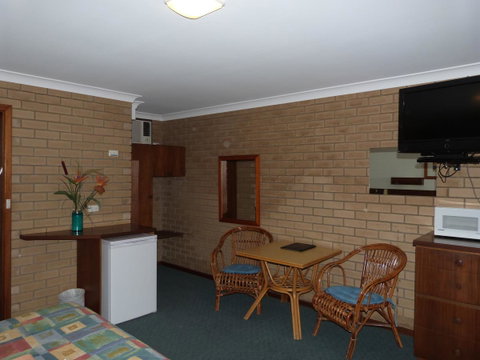 Wintersun Motel - Accommodation Tasmania 3