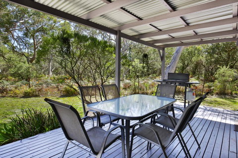 Wildwood I Pet Friendly I 5 Mins To Beach - Accommodation Tasmania 0