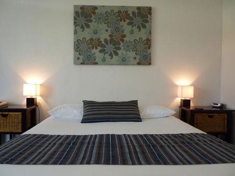 Coonawarra Motor Lodge - Accommodation Tasmania 2