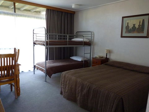 Coonawarra Motor Lodge - Accommodation Tasmania 10