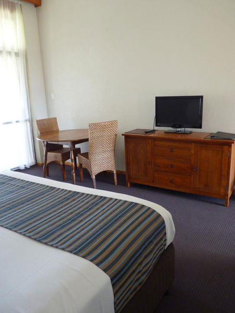 Coonawarra Motor Lodge - Accommodation Tasmania 6