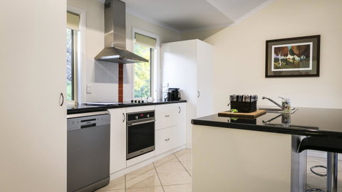 One Tree Bed And Breakfast - Accommodation Tasmania 7