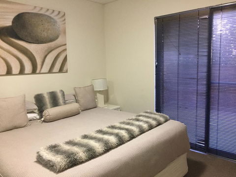 Parklane Apartments - Accommodation Tasmania 8