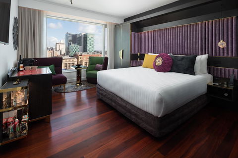 QT Perth - Accommodation Tasmania 1