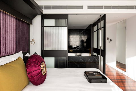 QT Perth - Accommodation Tasmania 32