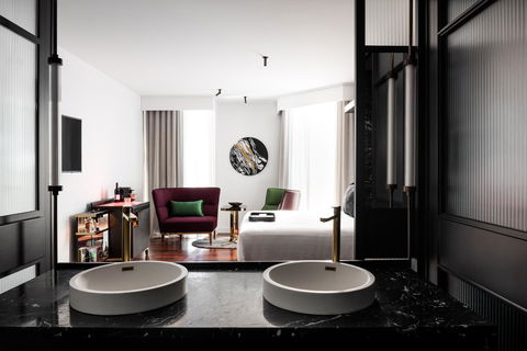 QT Perth - Accommodation Tasmania 27