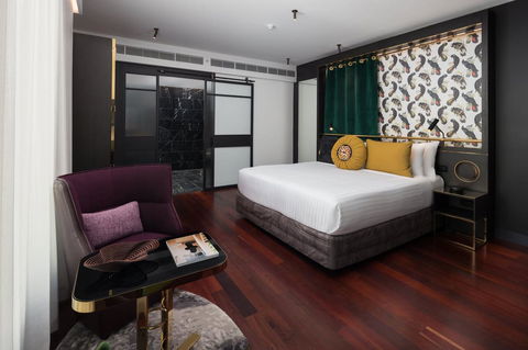 QT Perth - Accommodation Tasmania 5