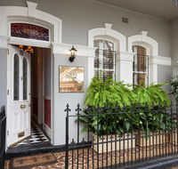 Stunning Terrace in Centennial Park - Accommodation Tasmania