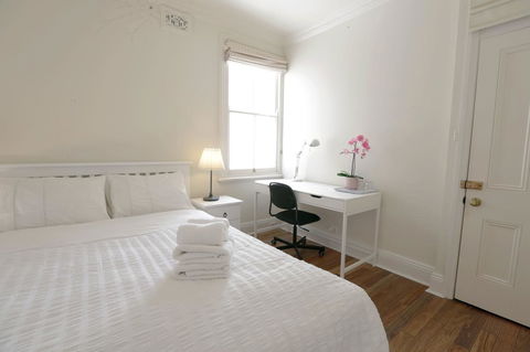 Stunning Terrace In Centennial Park - Accommodation Tasmania 7
