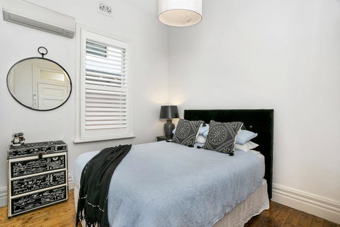 Soho Style In Manly - DARL9 - Accommodation Tasmania 3
