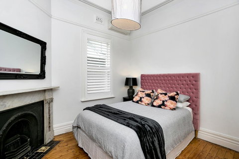 Soho Style In Manly - DARL9 - Accommodation Tasmania 1