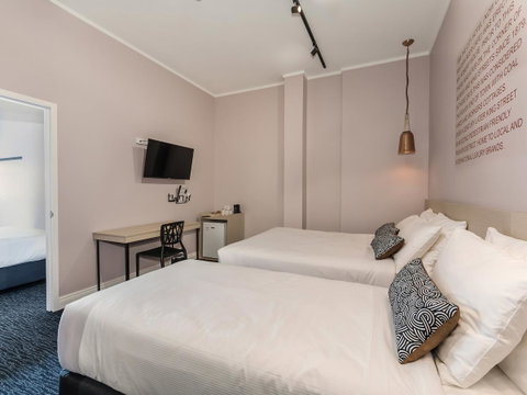 Nightcap At Belgian Beer Cafe - Accommodation Tasmania 43