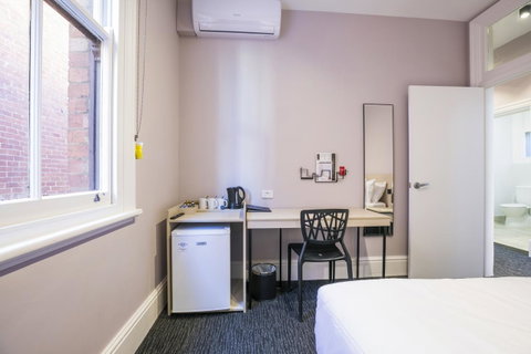 Nightcap At Belgian Beer Cafe - Accommodation Tasmania 3