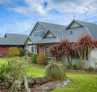 Glenelg on King Bed  Breakfast - Accommodation Tasmania