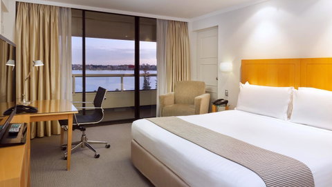 Crowne Plaza Perth, An IHG Hotel - Accommodation Tasmania 3