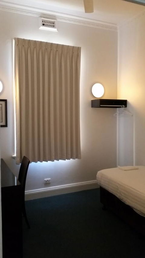 Akara Hotel - Accommodation Tasmania 24